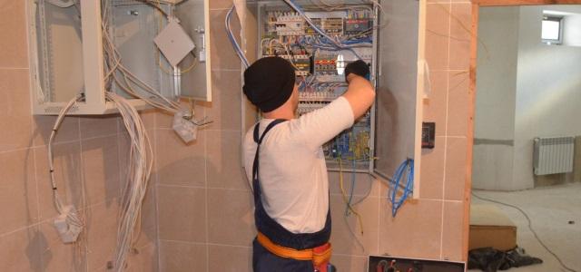 отделка частных домов Тверь ремонт частного дома под ключ услуги сантехника и электрика